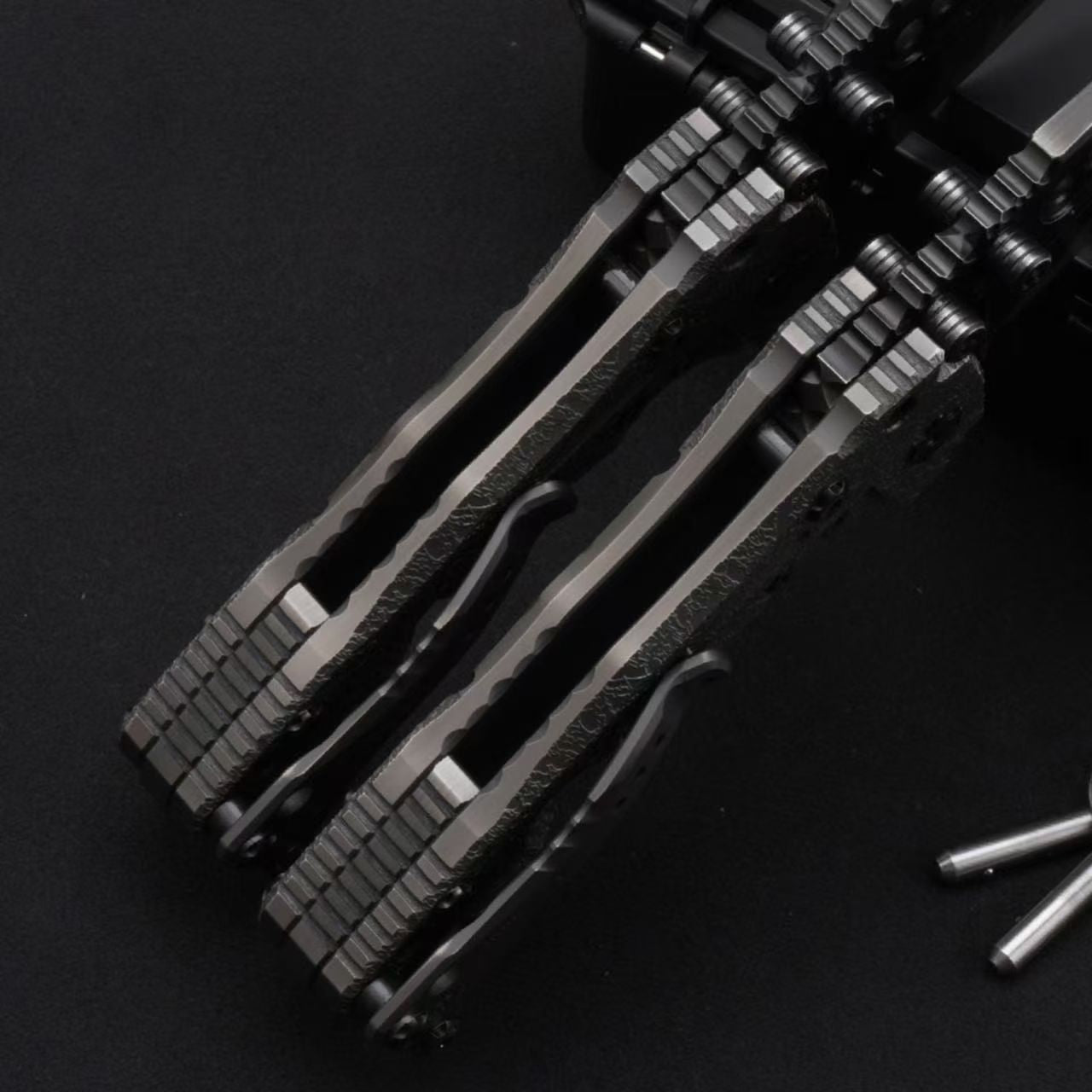 Handmade Z-Wear Ultra Heavy-Duty Folding Knife – Labyrinth Inspired Design - AK-HT1040