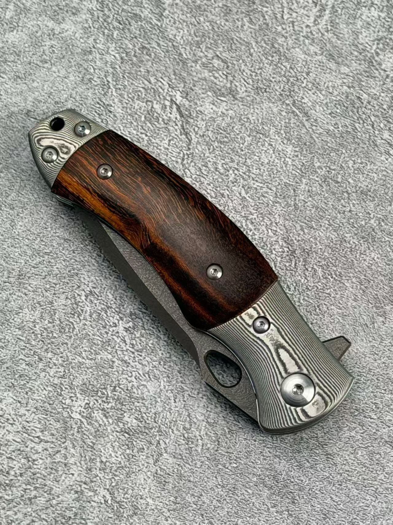 Ancient-Forged Wootz Steel Folding Knife – Damascus Steel & Desert Ironwood Handle - AK-HT1064-S