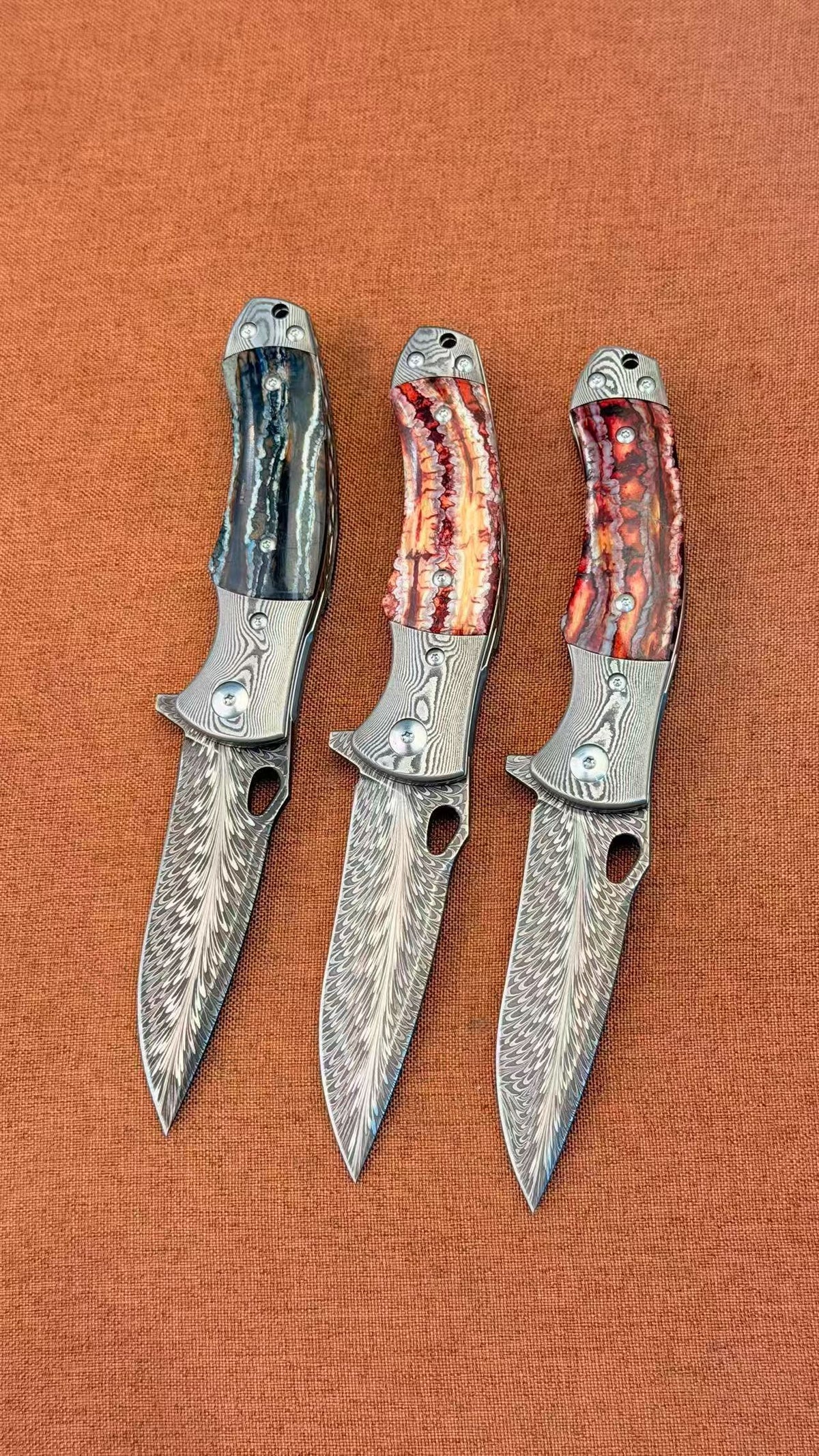 Collectible Feather Knife Folding Pocket Knife Survival Tactical Ball Bearing Flipper  - AK-HT1010-R