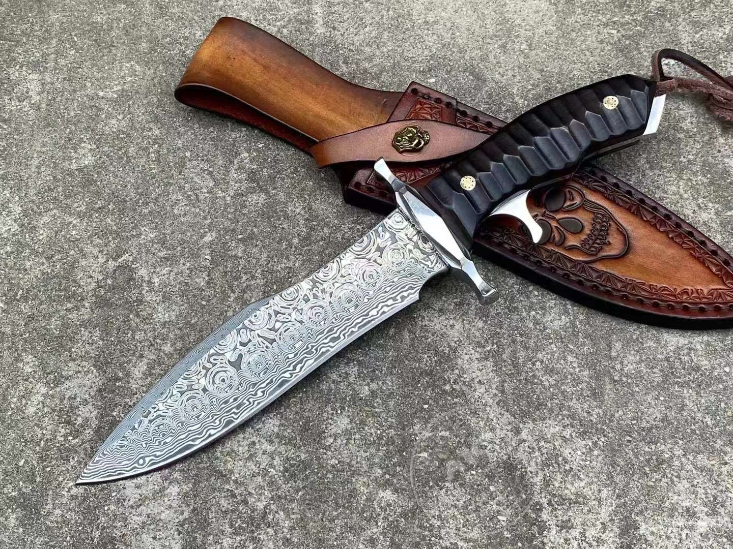Hand Forged VG10 Damascus Steel Hunting Knife Bowie Survival Fixed Blade- AK-HT0786