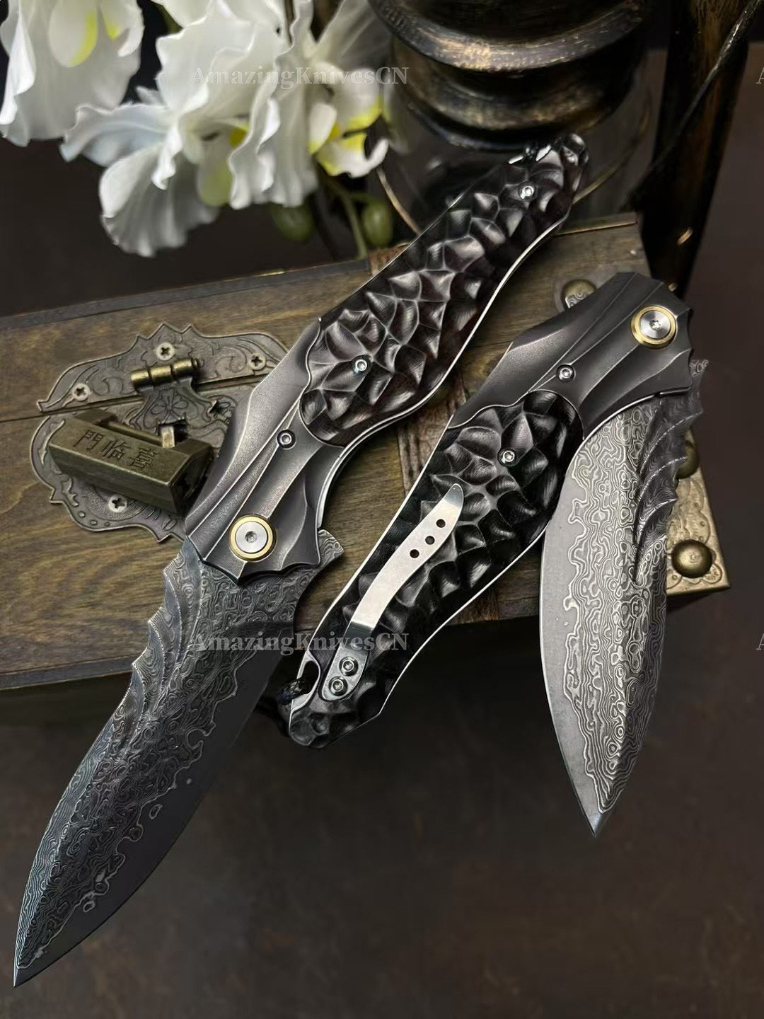 VG10 Damascus Hunting Survival Pocket Knife Ebony Wood with Clip Ball Bearing - AK-HT0987