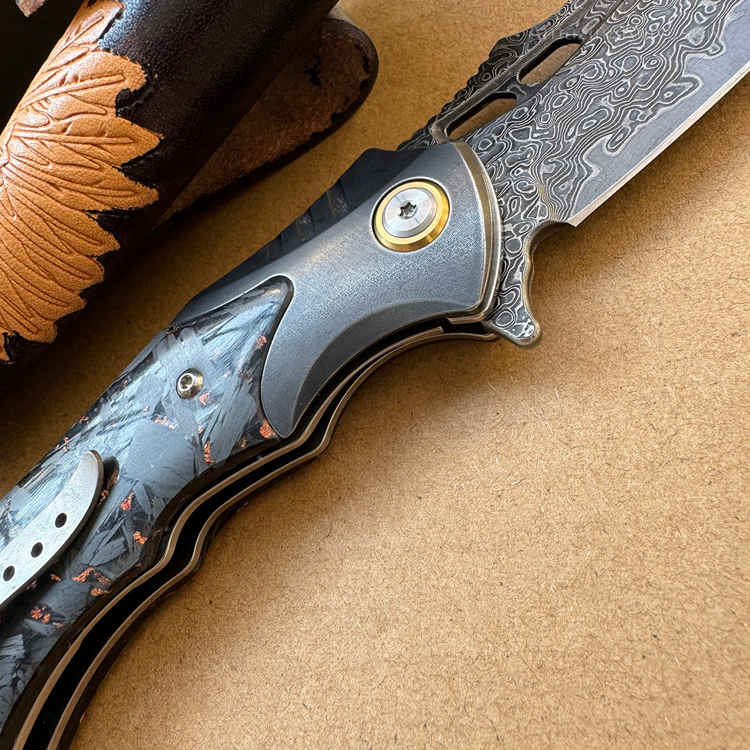 VG10 Damascus Hunting Survival Pocket Knife Carbon Fiber with Clip Ball Bearing - AK-HT0959