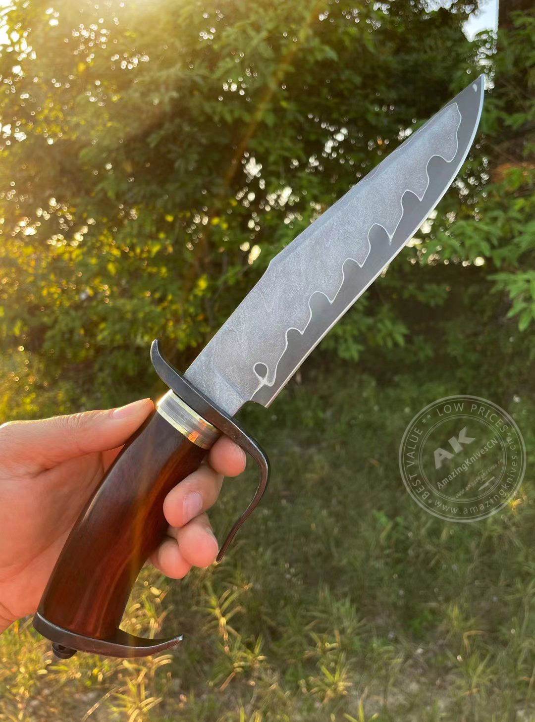 Hand Forged Damascus Hunting Knife Survival Bowie with Sheath- AK-HT0638-S