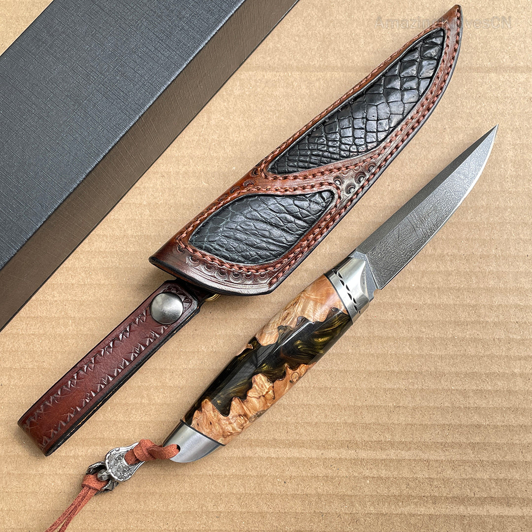 Premium Collectible Wootz Steel Knife with Leather Sheath - AK-HT0806