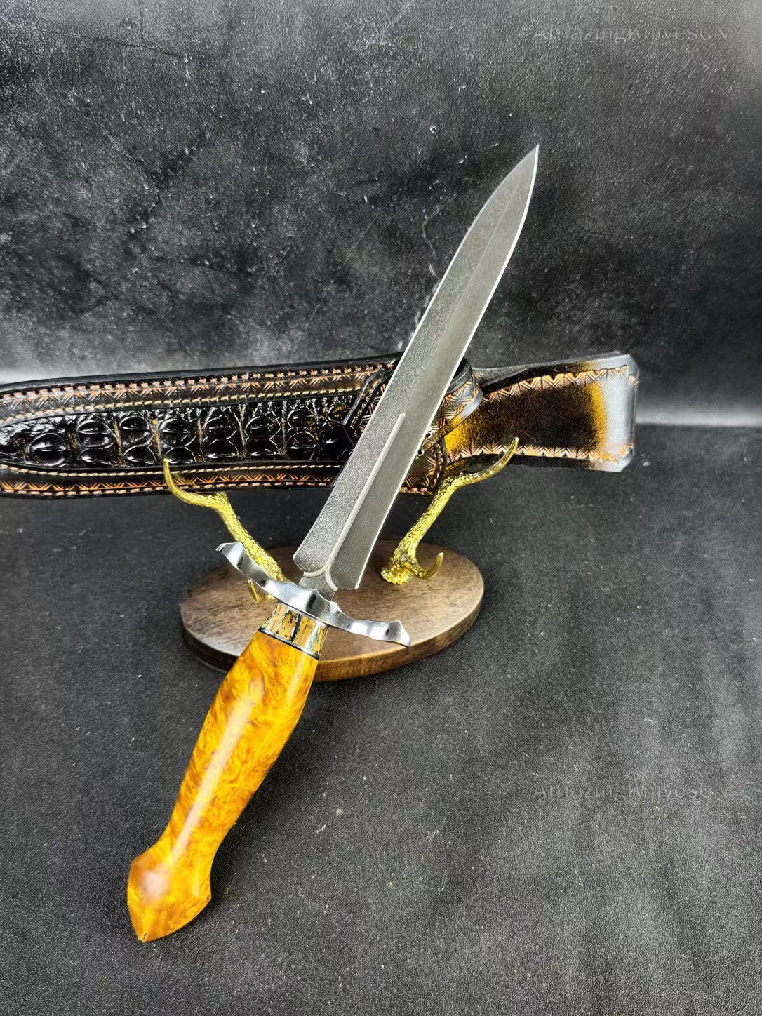 Handcrafted Collectible Wootz Steel Dirk Hunting Knife Sword Fixed Blade Dagger - AK-HT0942