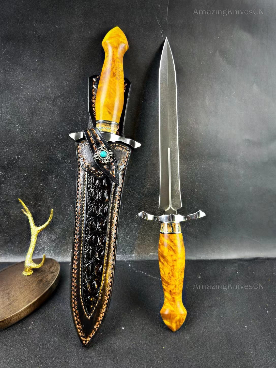 Handcrafted Collectible Wootz Steel Dirk Hunting Knife Sword Fixed Blade Dagger - AK-HT0942