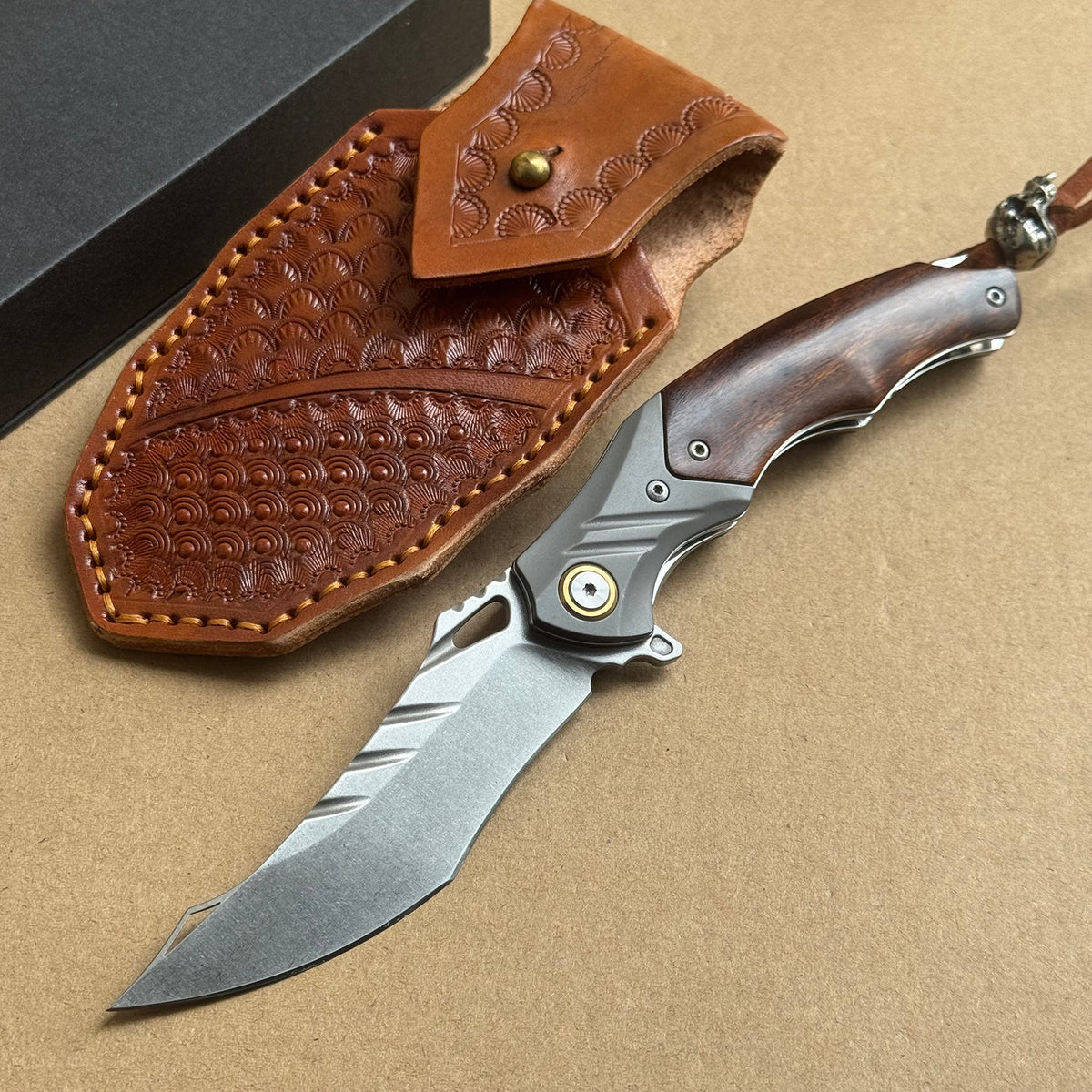 M390 Pocket Knife Desert Ironwood Folding Knife w/Sheath - AK-HT0984