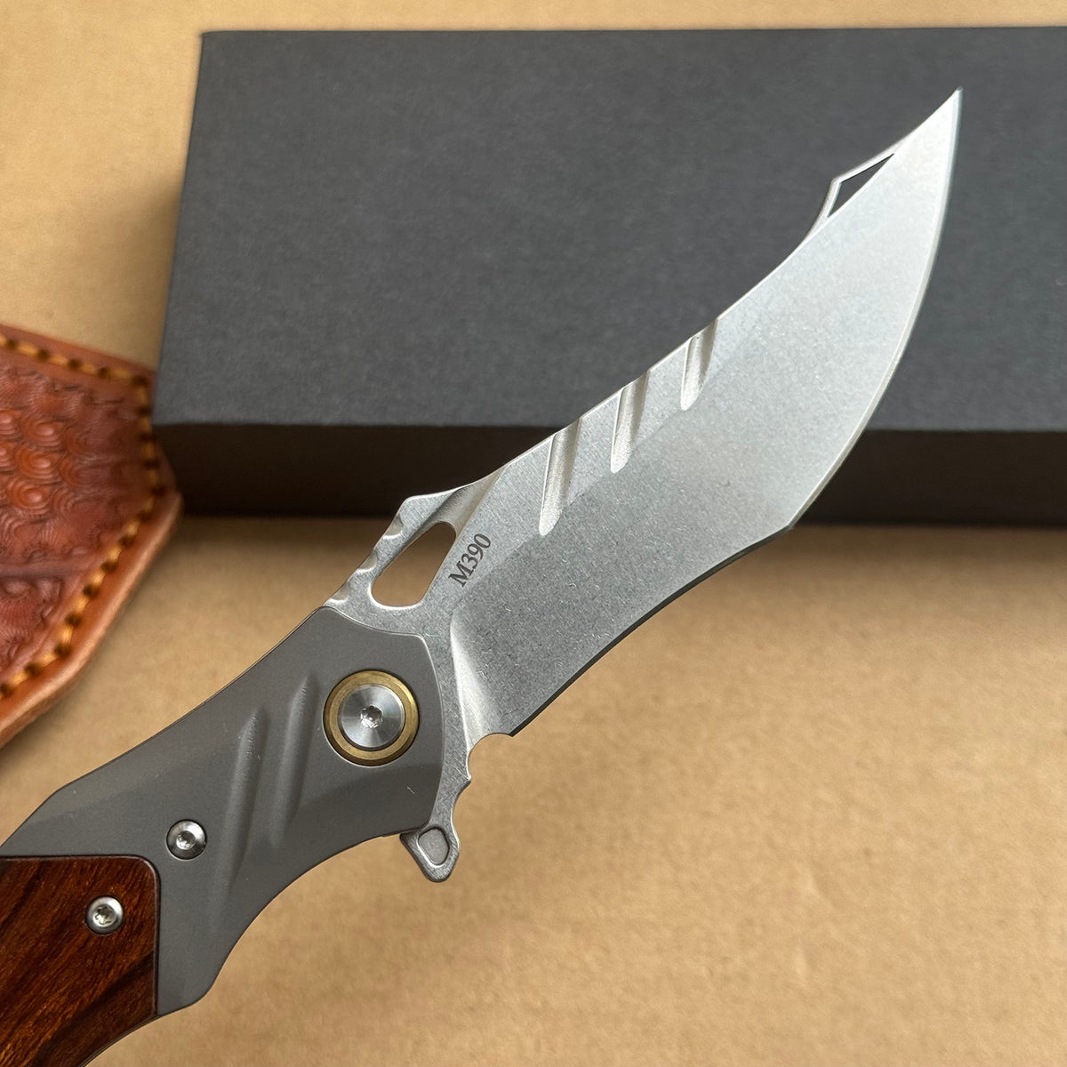 M390 Pocket Knife Desert Ironwood Folding Knife w/Sheath - AK-HT0984