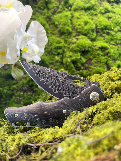 VG10 Damascus Steel Pocket Knife Hunting Knife Survival Folding Stable Wood Clip - AK-HT0954