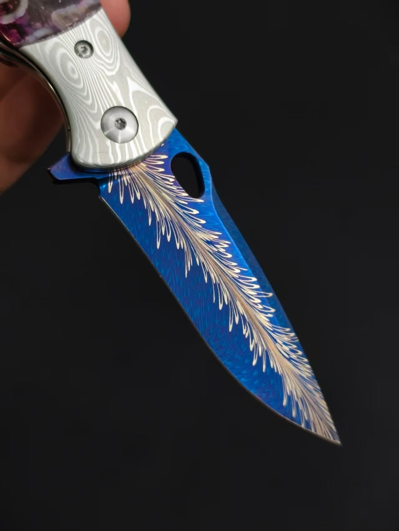 Feather Damascus Steel Folding Knife Mammoth Molar Fossil Handle - AK-HT1041