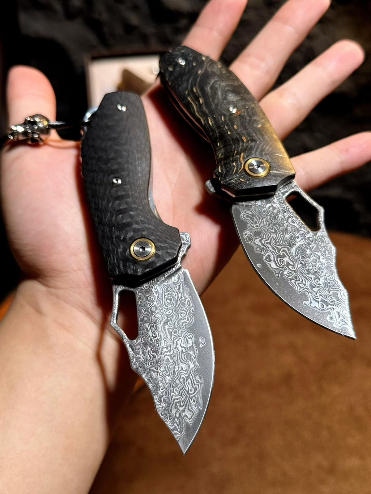 Premium Handcrafted 78-Layer Damascus Folding Knife – Ball Bearing Fast Opening - AK-HT0182