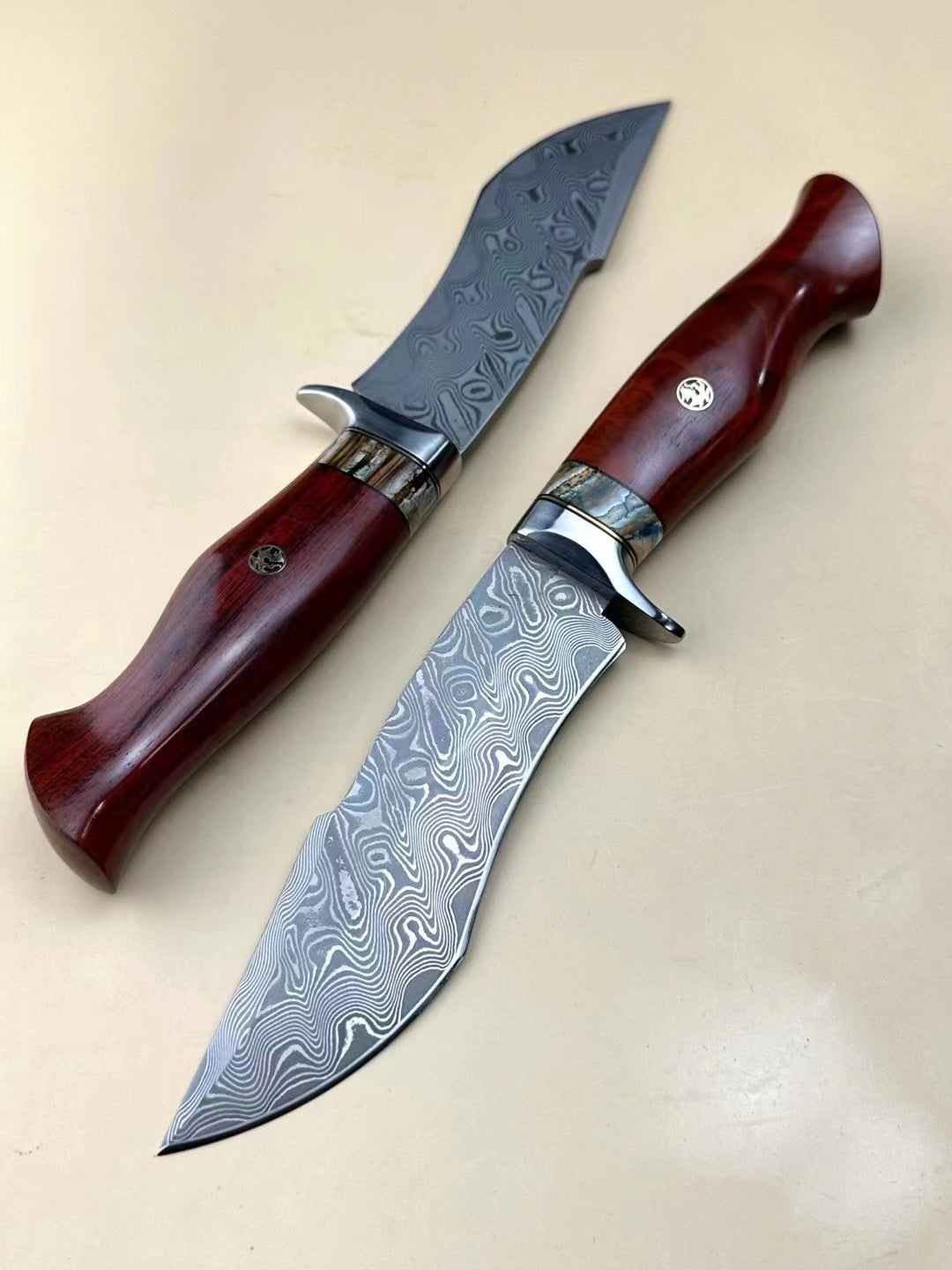 Handmade VG10 Damascus Hunting Knife Fixed Blade Rescue Survival Gear Tactical Bowie - AK-HT0516-B