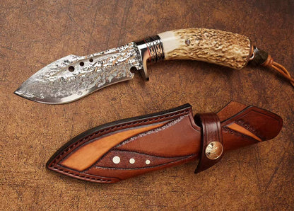 Handcrafted Hunting Knife – VG10 Damascus 67-Layer Steel, Deer Antler Handle, Artisan Leather Sheath - AK-HT1034