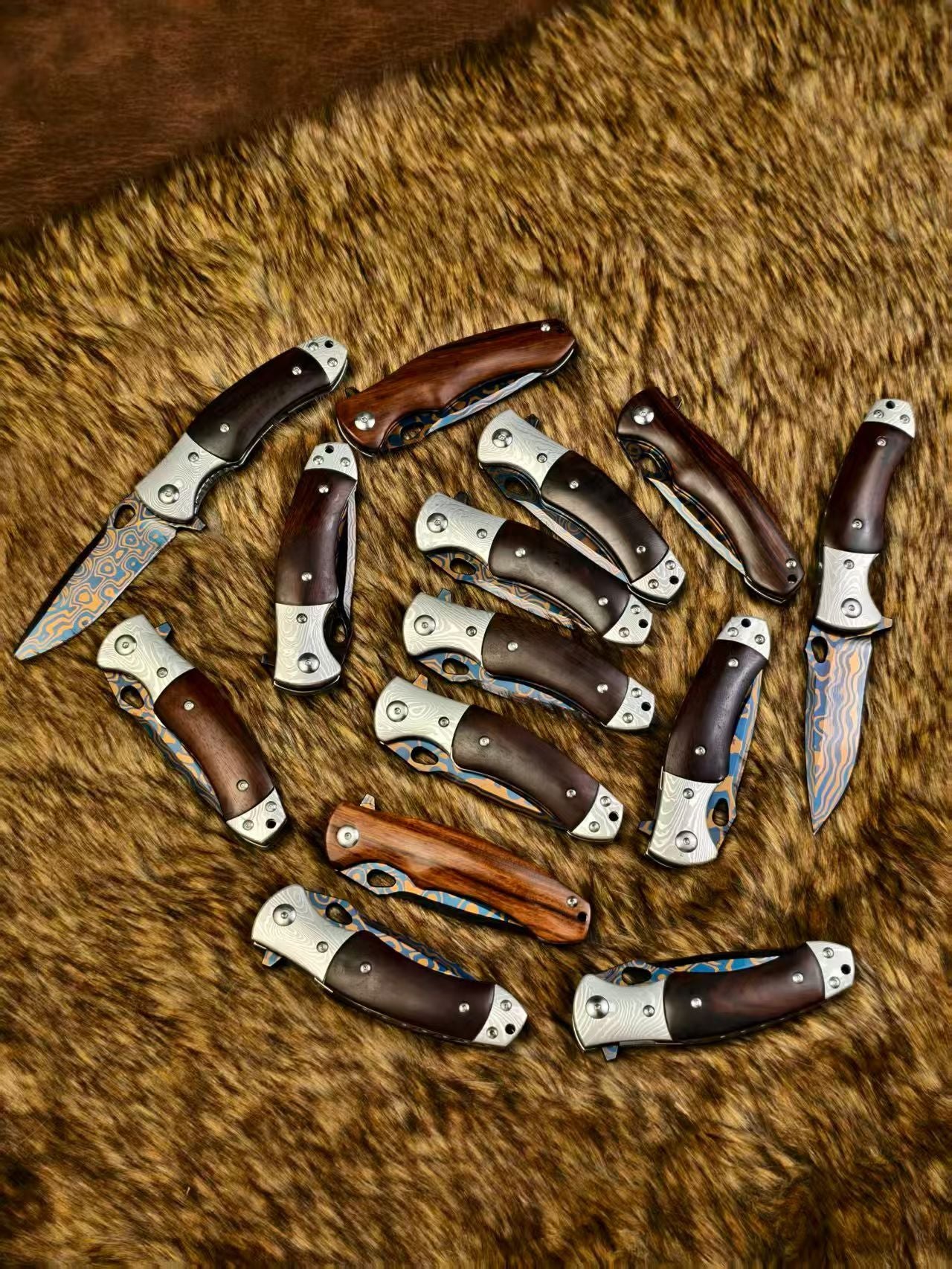 Hand-Forged Damascus Folding Knife Pocket Knife Ball Bearings - AK-HT1048