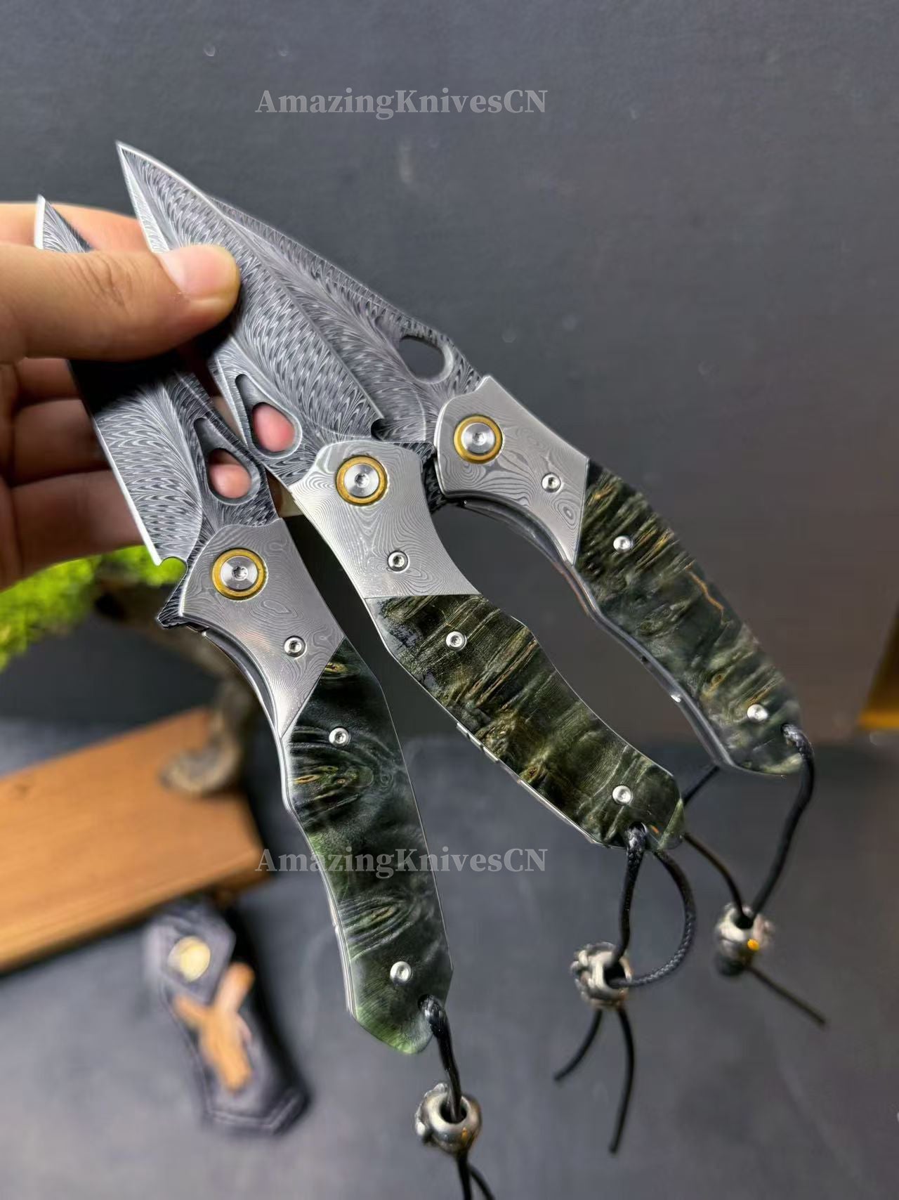 Handcrafted Feather Damascus Pocket Knife Wood Handle -AK-HT0994