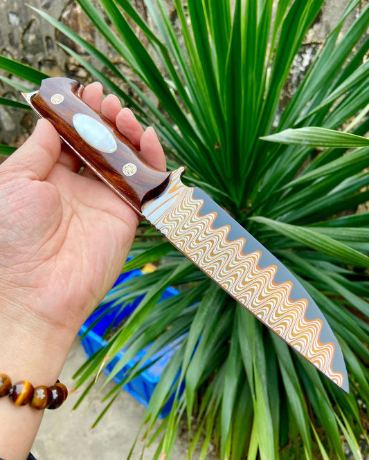 RARE Copper-Infused Damascus Steel Fixed Blade Knife with Desert Ironwood Handle - AK-HT1032