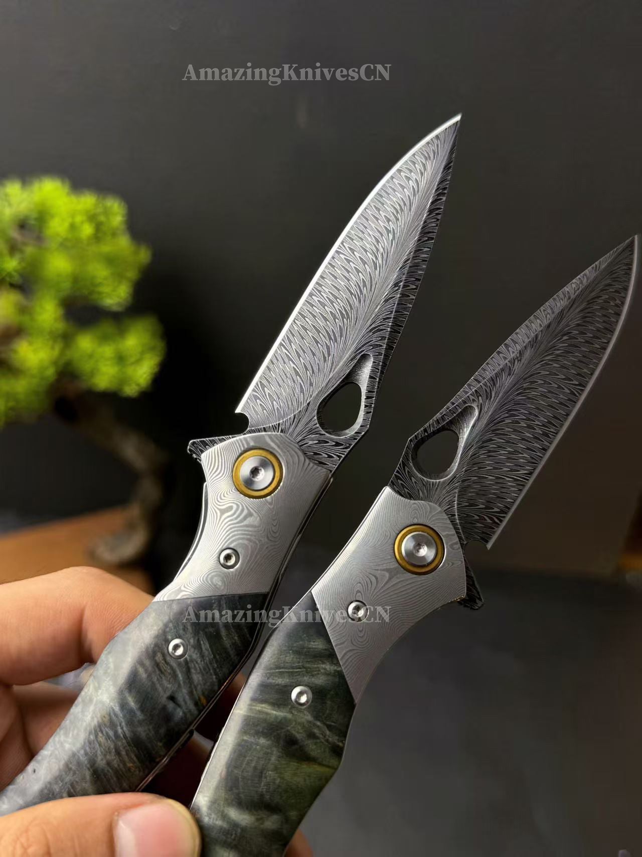 Handcrafted Feather Damascus Pocket Knife Wood Handle -AK-HT0994