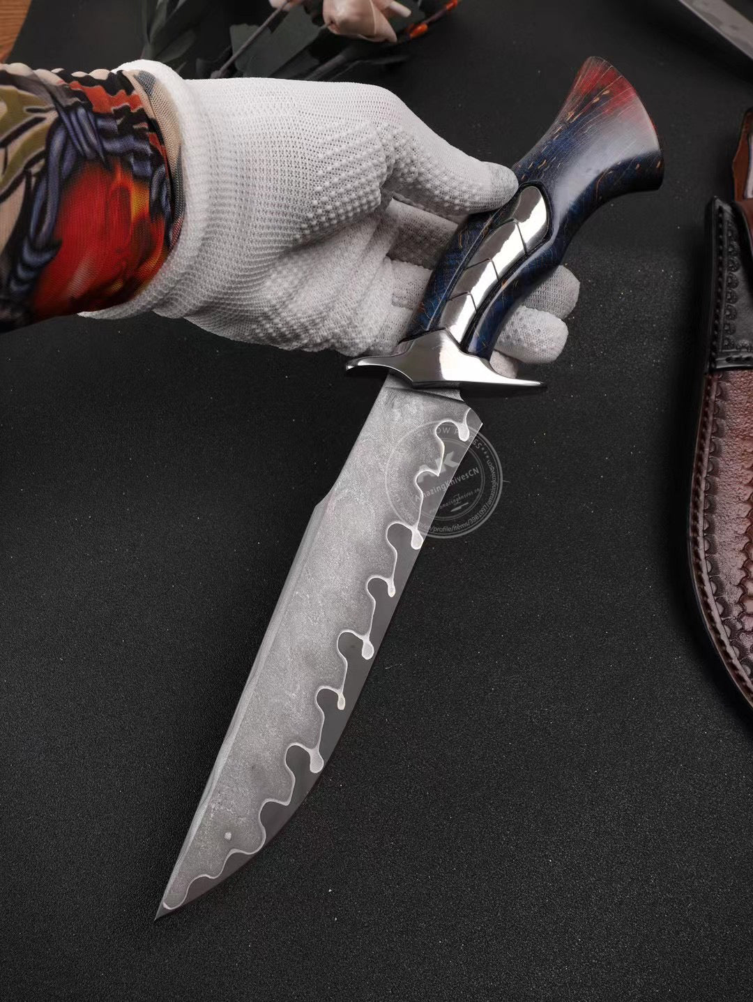 Hand Forged Damascus Steel Hunting Knife Bowie Survival Fixed Blade Full Tang- AK-HT0779