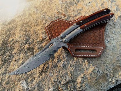 Collectible Vg10 Damascus Steel Folding Knife Survival Pocket Knife with Desert Ironwood Handle- AK-HT0756